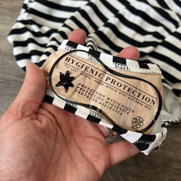 MOTHERHOOD MATERNITY Beach Bump™ Striped Halter One Piece Maternity Swim Sz XL + - Picture 5 of 11